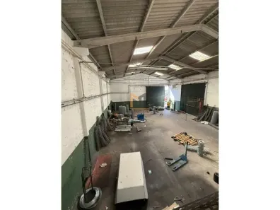 Imóvel Comercial para alugar, 300m² no Éden, Sorocaba