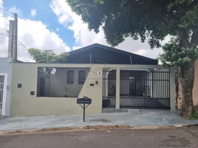 Casa com 4 Quartos à venda, 133m² no Parque União, Bauru