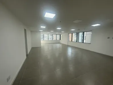 Sala Comercial para venda ou aluguel, 250m² no Itaim Bibi, São Paulo