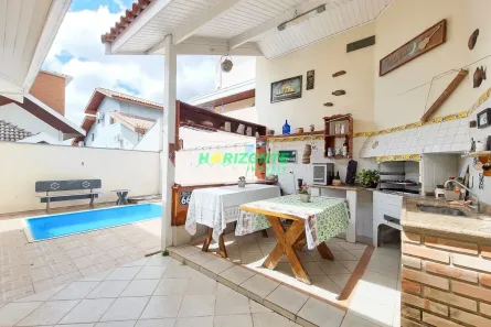 Casa com 4 Quartos à venda, 185m² no Urbanova, São José dos Campos