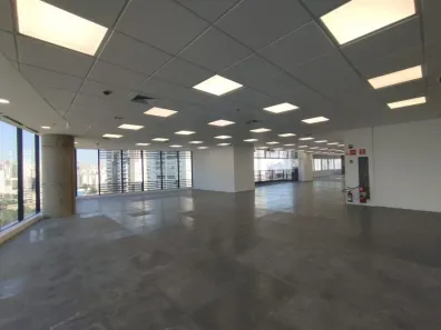 Ponto Comercial para alugar, 1602m² no Parque Industrial Tomas Edson, São Paulo