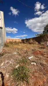 Lote/Terreno à venda, 300m² no Residencial São Bernardo, Goianira
