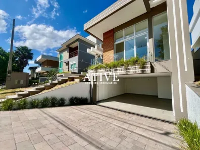 Casa com 3 Quartos para venda ou aluguel, 220m² no São Vicente, Gravataí