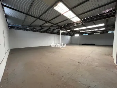 Ponto Comercial à venda, 500m² no Morumbi, Uberlândia