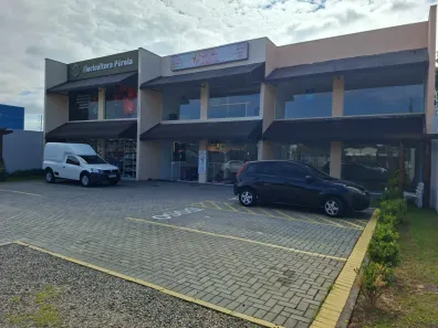 Imóvel Comercial para alugar, 136m² no Uberaba, Curitiba