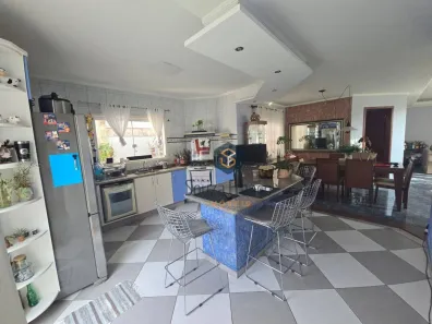 Casa de Condomínio com 2 Quartos à venda, 245m² no Parque Residencial Itapeti, Mogi das Cruzes