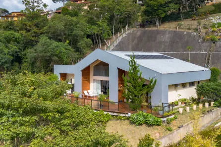 Casa com 4 Quartos à venda, 221m² no Albuquerque, Teresópolis