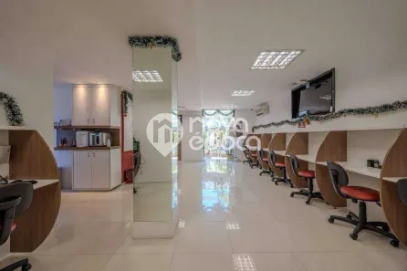 Prédio Comercial à venda, 523m² no Freguesia (Jacarepaguá), Rio de Janeiro
