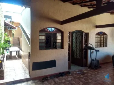 Casa com 3 Quartos à venda, 153m² no Conjunto Habitacional Caieiras, Vespasiano