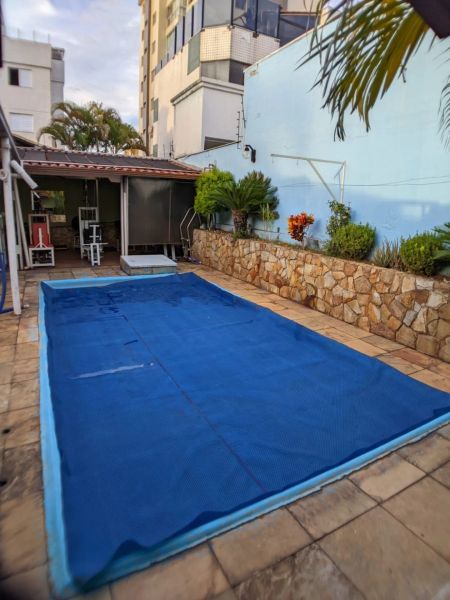 Casa com 3 quartos — Castelo, Belo Horizonte