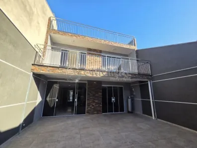 Sobrado com 4 Quartos para alugar, 130m² no Cidade Industrial, Curitiba