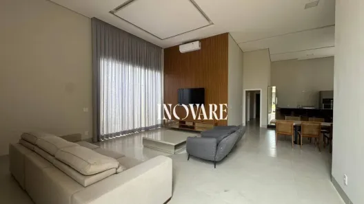 Casa de Condomínio com 3 Quartos para alugar, 240m² no Jardim Sul, Uberlândia