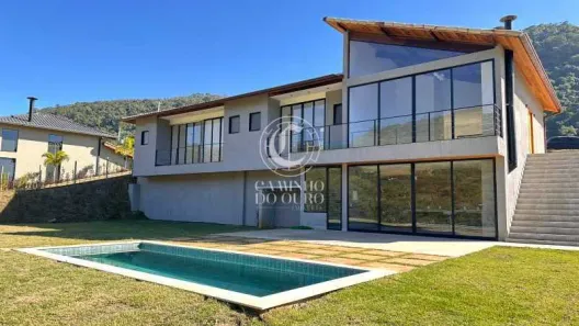 Casa de Condomínio com 3 Quartos à venda, 270m² no Pedro do Rio, Petrópolis