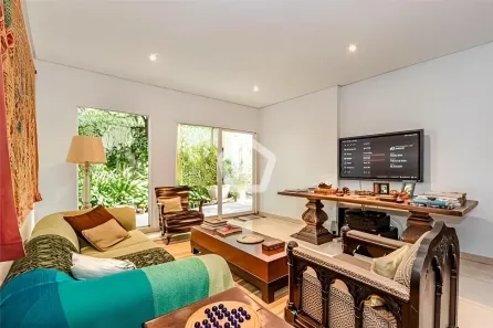 Casa com 6 Quartos à venda, 500m² no Jardim Paulista, São Paulo