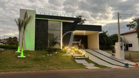 Casa de Condomínio com 3 Quartos à venda, 170m² no Riviera de Santa Cristina XIII, Paranapanema