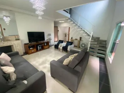 Sobrado com 3 Quartos à venda, 310m² no Vila Camilópolis, Santo André