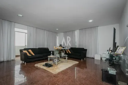 Casa com 5 Quartos à venda, 347m² no Santa Lúcia, Belo Horizonte