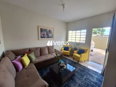Casa com 3 Quartos à venda, 102m² no Nova Uberlândia, Uberlândia