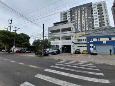 Prédio Comercial com 10 Quartos à venda, 690m² no São Sebastião, Porto Alegre
