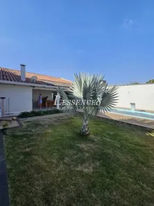 Casa com 3 Quartos à venda, 360m² no Residencial Caraíbas, Aparecida de Goiânia