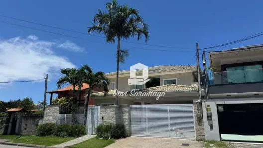 Casa com 4 Quartos à venda, 418m² no Camboinhas, Niterói