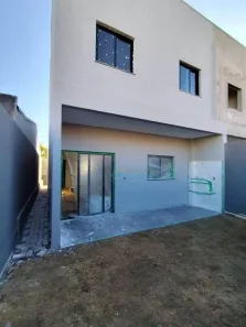 Sobrado com 3 Quartos à venda, 91m² no Esmeralda, Cascavel
