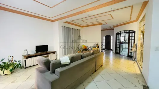 Imóvel Comercial com 5 Quartos à venda, 503m² no Jardim Flórida, Jacareí