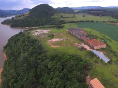 Imóvel Comercial à venda, 180000m² no , Carmo do Rio Claro
