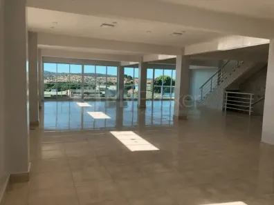 Sala Comercial para alugar, 220m² no Jardim Ana Amelia, Bonfinópolis