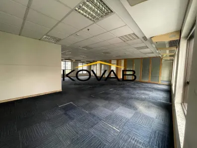 Sala Comercial para alugar, 227m² no Vila Olímpia, São Paulo