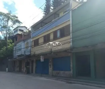 Ponto Comercial para alugar, 141m² no Bingen, Petrópolis