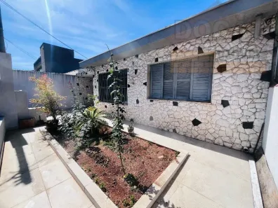 Casa com 4 Quartos à venda, 180m² no Jardim Maria Rosa, Taboão da Serra