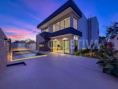 Casa de Condomínio com 3 Quartos à venda, 293m² no Laranjeiras, Uberlândia