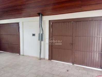 Casa com 6 Quartos para venda ou aluguel, 340m² no Centro, Costa Rica