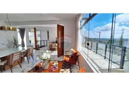 Casa com 4 Quartos para alugar, 260m² no Spina Ville II, Juiz de Fora
