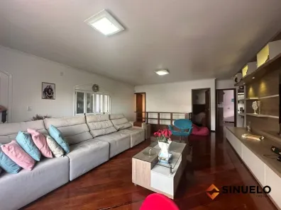 Casa com 3 Quartos à venda, 300m² no Guarani, Novo Hamburgo