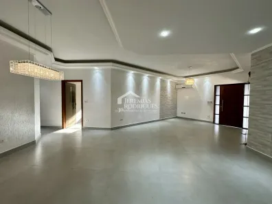 Casa de Condomínio com 3 Quartos para alugar, 230m² no Vila São Geraldo, Taubaté