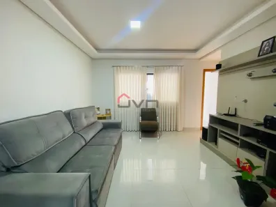 Casa com 2 Quartos à venda, 136m² no Novo Mundo, Uberlândia