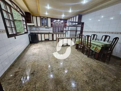 Casa com 4 Quartos à venda, 413m² no São Lourenço, Niterói