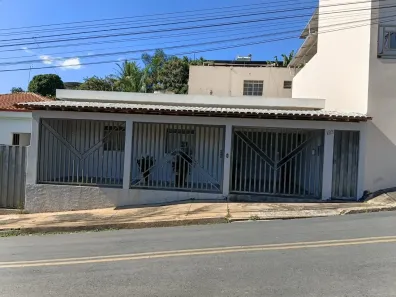 Casa com 3 Quartos à venda, 119m² no Santo Antônio, Arcos