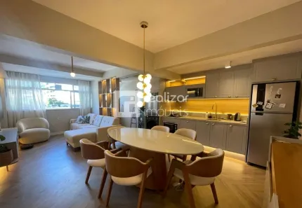 Apartamento com 2 Quartos para alugar, 73m² no Centro, Florianópolis