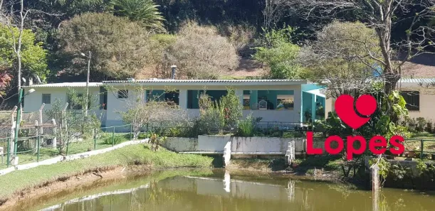 Fazenda/Sítio com 3 Quartos à venda, 398m² no Taboão, Mogi das Cruzes