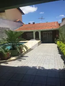 Casa com 3 Quartos à venda, 256m² no Bangú, Santo André