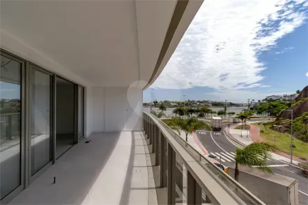 Apartamento com 3 Quartos à venda, 185m² no Enseada do Suá, Vitória