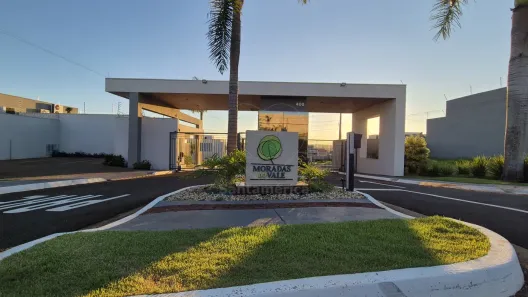 Casa de Condomínio com 3 Quartos à venda, 200m² no Olímpico, Londrina