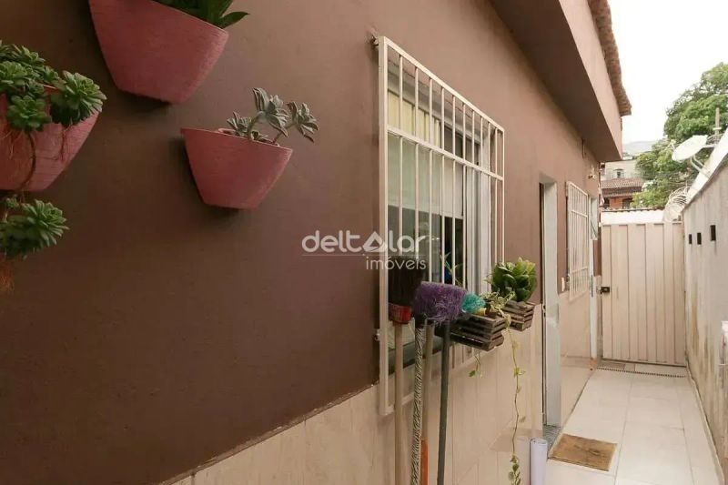 Casa com 2 quartos — Céu Azul, Belo Horizonte
