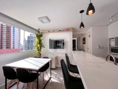 Apartamento com 2 Quartos à venda, 62m² no Centro, Florianópolis