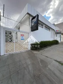 Ponto Comercial para alugar, 350m² no Centro, Anápolis