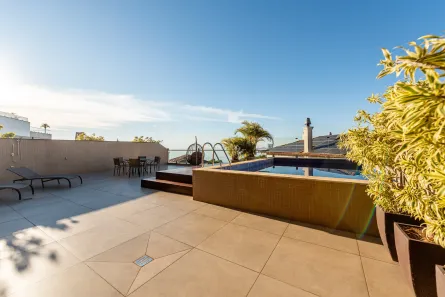 Apartamento com 3 Quartos à venda, 379m² no Vila Assunção, Porto Alegre
