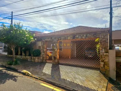 Casa com 4 Quartos à venda, 237m² no Vila Nogueira, Campinas
